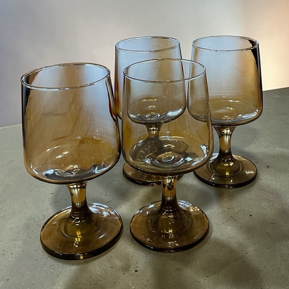 Libbey Tawny Accent pedestal wine glasses, set of 4, smoky brown color, no flaws